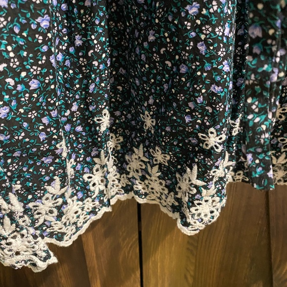 Crochet Trimmed Fit And Flare Floral Dress Size M Be Bop Green Purple White - Picture 4 of 6